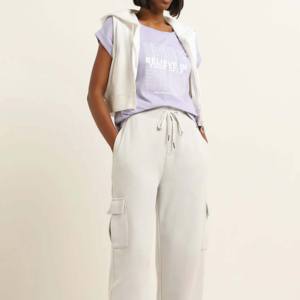 Grande taille respirant femme t-shirts en couleur verte goutte épaule O cou coton fait demi-manches Street Wear chemises - Product Image 2