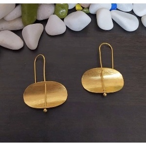 ต่างหูแบบติดหูทองเหลืองชุบทองคลาสสิกสำหรับทุกเพศ - Product Image 1