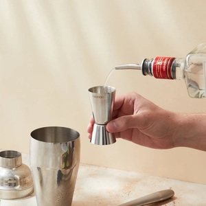 Jigger de Barra de Doble Cara de Acero Inoxidable, Herramienta de Medición de Cócteles de Precisión con Acabado Elegante, Agarre Equilibrado y Vertido Preciso - Product Image 4