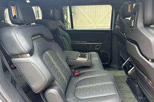 Rivian R1S Adventure Edition 2024 Usado - Product Image 6