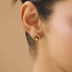 Pendientes de Diamante Corte Princesa en Forma de Corazón en Oro Rosa y Amarillo - Joyería Vintage de Oro de 14k - Product Image 2