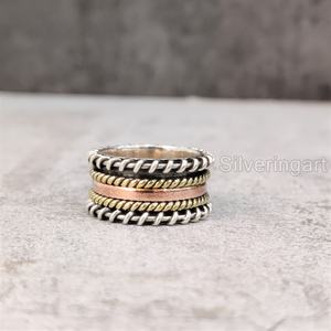 Twist Spinner Band Meditation Ring 925 Sterling Silver Women's Thumb Ring Fidget Bijoux faits à la main Eastern Yoga Mens Spinner Ring - Product Image 1