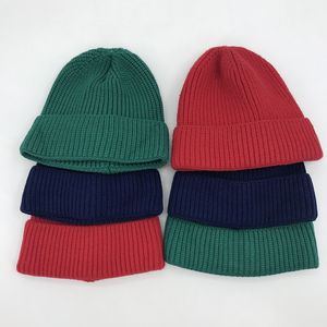 Gorro de punto premium, cálido, suave, cómodo, elástico, estilo skull cap, elegante, para exteriores, para clima frío, accesorio perfecto para el invierno. - Product Image 3