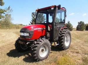 TRACTEUR CASE IH ORIGINAL de QUALITÉ à VENDRE/TRACTEURS AGRICOLES CASE IH à VENDRE AVEC ACCESSOIRES - Product Image 2