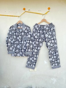 Conjunto de pijama de algodón 100% de lujo para mujer, conjunto de camisa y pantalones de dormir suaves, ropa de descanso de algodón orgánico, conjunto de regalo PJ para dama de honor - Product Image 2