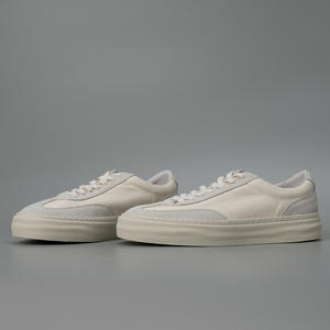 Zapatillas de lona vulcanizadas ligeras y cómodas para hombre y mujer, estilo casual, de caña baja con cordones - Product Image 3