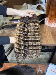 Mejor 100% Raw Virgin Deep Curly Hair en paquete de cabello ondulado vietnamita Extensión de cabello humano rizado Color de piano - Product Image 4