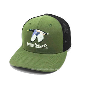 OEM personalizado de fábrica de alta calidad de 6 paneles de algodón sombrero de camionero 2D bordado Logo verde de moda para hombre Gorras de moda - Product Image 2