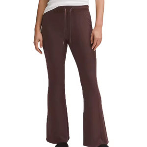 Leggings de yoga slim pour femmes les plus populaires, vêtements de sport pour femmes, leggings évasés, leggings de yoga à marque privée - Product Image 1