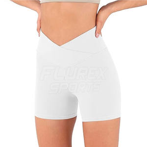 กางเกงขาสั้นไบเกอร์ผ้าโพลีเอสเตอร์สำหรับผู้หญิงผลิตจากปากีสถาน - Product Image 1