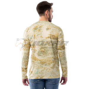 Camisa de pesca resistente con bolsillos utilitarios en el pecho de tela Ripstop y paneles de secado rápido diseñados para entornos de pesca hostiles - Product Image 6