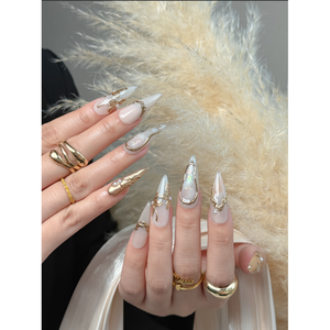 Uñas Postizas Gilded Grace, Elegante Arte de Uñas con Estilo Gilded Grace - Product Image 4