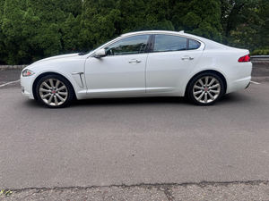 Jaguar XF V6 SC AWD 2014 d'occasion, conduite à gauche, Euro III, 5 places, 50 001-75 000 miles, 150-200 ch - Product Image 3