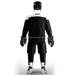 Vente en gros de sweats à capuche de hockey personnalisés par sublimation avec lacets, vêtements de hockey sur glace de haute qualité, teints en pièce, unisexe adulte - Product Image 3