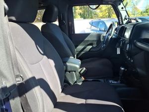 Limpio 2013 J-e-e-p Wrang_ler Sport 4WD - Product Image 3