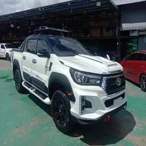 شراء سيارات مستعملة ديزل/غاز Hilux 4x4 ، شاحنات صغيرة مستعملة تعمل بالبنزين ، مقصورة مزدوجة مستعملة من Hilux للبيع