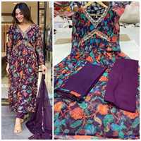 Top Georgette pur imprimé avec broderie et miroir travail et belle coupe avec intérieur en Choli robe prête à l'emploi vêtements décontractés