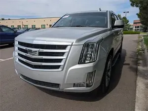 2019 Cadilac Escalade Luxe - Product Image 4
