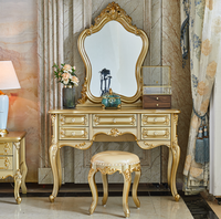 B03 # Ensemble de lit de chambre royale en bois massif de chêne sculpté à la main en cuir de luxe de style européen classique