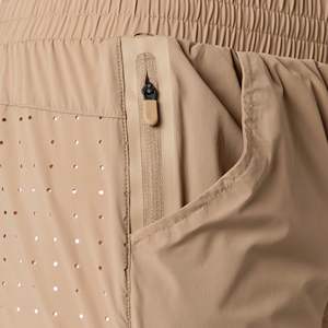 Plus lisse et plus doux 80% Nylon 20% élasthanne Chai hommes Compression doublé tissé Baggy entraînement court avec poches avant - Product Image 6