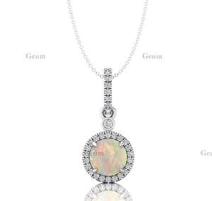 Collar con colgante redondo de diamante Halo de ópalo etíope natural con lazo de diamante en oro sólido de 14K con regalo de joyería de diamante genuino - Product Image 1