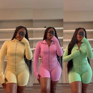 Conjunto de Chaqueta y Pantalones Cortos para Mujer, Conjunto de Dos Piezas de Alta Elasticidad con Logotipo Personalizado, Ropa de Entrenamiento para Gimnasio, Primavera y Verano - Product Image 2