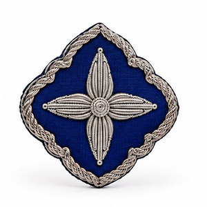 Badge en fil de métal de qualité supérieure personnalisé, broderie à la main, patch décoratif à coudre pour chapeaux, vêtements et accessoires - Product Image 1