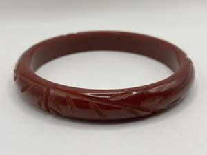 กำไลข้อมือเรซิ่นงานแฮนด์เมดสไตล์โมเดิร์น ประดับเพชร แฟชั่นสวยหรูสำหรับผู้หญิง สามารถปรับแต่งได้ เหมาะสำหรับงานแต่งงาน - Product Image 4