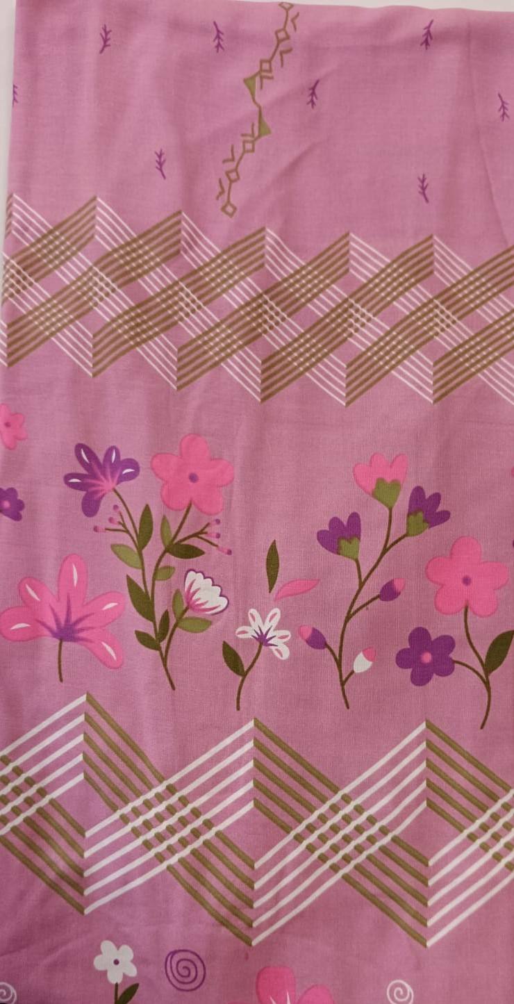 สีแดงม่วง