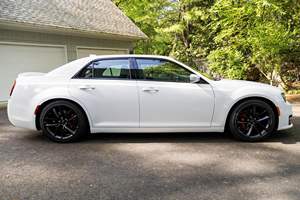 USADO LHD/RHD 2023 CHRYSLER 300C - Product Image 2