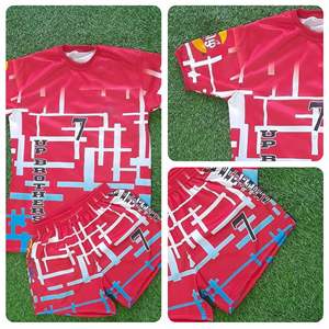 Kit de football personnalisé OEM de haute qualité à séchage rapide, uniforme respirant en polyester à manches courtes avec impression du nom et du logo de l'équipe - Product Image 5