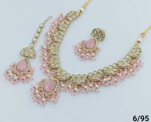 Nuevo diseño de lujo chapado en oro tradicional Motipearl & Drop Kundan tachonado gargantilla collar pendiente Mangtika conjunto y conjunto de joyería - Product Image 3