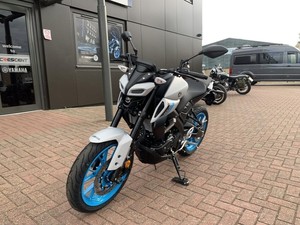 Modelo en Oferta am-a-ha M-t 125 2026 - Último Modelo - Disponible Ahora con 2 Años de Garantía Internacional - Product Image 3