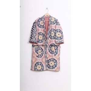 Robe Kimono décontractée en coton pur matelassé Kantha fait main pour femmes, courte, d'hiver, avec broderie florale multicolore - Product Image 2