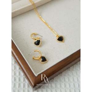 Orecchini Pendenti a Cuore Nero Intrecciati in Oro, Leggeri, con Pietra Nera, Anelli a Cerchio, Set di Gioielli alla Moda che non si ossidano - Product Image 5