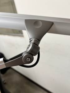 Lampe de bureau Mega LED avec pince, bras oscillant, haute luminosité, lumière du jour 5000K - Product Image 3