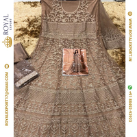 Lehenga Choli Fournisseur indien de filet spécial pour vêtements de mariage de créateurs de mode magnifiques et luxueux avec broderie