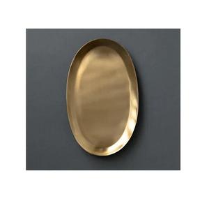 Plateau de service en laiton de forme ovale avec couleur or bon prix utilisé pour la décoration de table - Product Image 1