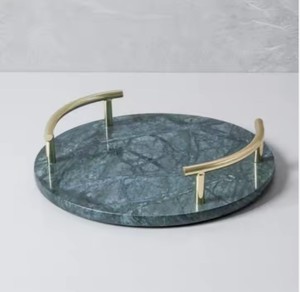 Bandeja de servicio de mármol redonda creativa, nuevo diseño de tendencia de moda personalizado, mango de acabado dorado de Metal - Product Image 1