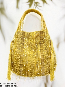 Bolsa Potli hecha a mano con adornos de cristal, artesanía india para favores de boda y regalos de devolución - Product Image 2