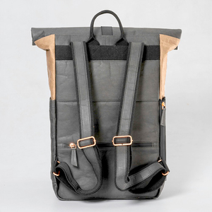 Pugmark élégant végétalien Kraftpaper sac à dos pour ordinateur portable Design hydrofuge à la mode pour les étudiants professionnels voyageurs pour le cyclisme - Product Image 4