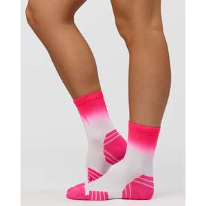 ถุงเท้ากีฬากลางแจ้ง Run Performance Quarter Socks-สีขาว-ชมพูออมเบร - Product Image 3