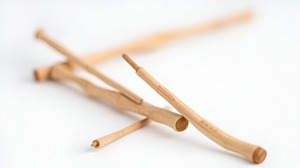 NatureRay Bâton de dents en bois à base de plantes Blanchiment organique Force des gencives Hygiène dentaire écologique Nettoyage buccal frais Miswak - Product Image 5