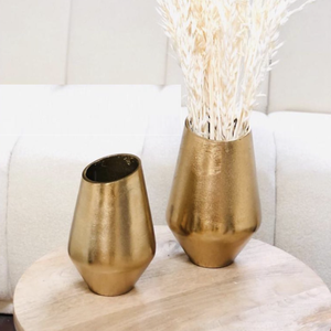 Vases carrés en aluminium avec revêtement en poudre dorée et accents corail pour la décoration de la maison et des mariages, vente directe, taille personnalisée durable - Product Image 6