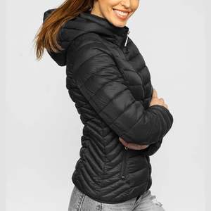 Chaqueta Acolchada de Invierno para Mujer de Alta Calidad, Nueva Moda, Ligera, Transpirable, Ecológica, Resistente al Viento, Colores Sólidos Teñidos, Algodón - Product Image 3