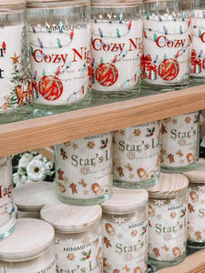 Vela perfumada de aromaterapia navideña de lujo, aceite de fragancia vigorizante, cera de coco, buena venta, estilo clásico para la relajación - Product Image 6