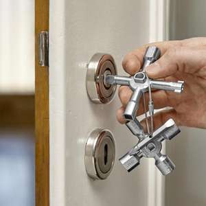 Herramienta Multiusos Knipex TwinKey para Todos los Gabinetes Estándar y Sistemas de Cierre - Product Image 4