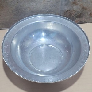 ชามอลูมิเนียมสำหรับเสิร์ฟที่มีน้ำหนักเบาและทนทานเป็นที่ต้องการมากที่สุดเหมาะสำหรับสลัดหรือผลไม้ที่มีจำหน่ายทั่วโลก - Product Image 1