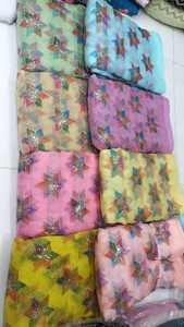 Tela estampada de organza de calidad superior de fabricante indio a precio de exportación - Product Image 2