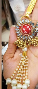 พวงกุญแจ satka kundan สำหรับสุภาพสตรี haldi mehendi ของขวัญแต่งงานเพื่อนเจ้าสาวของขวัญคืนเพื่อนเจ้าสาวของขวัญแบบดั้งเดิม - Product Image 6